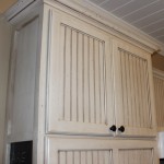 Upper Bead Board With Moulding